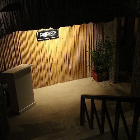 The Cavern Pod Hotel & Specialty Cafe 엘니도 외부 사진